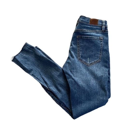 URBAN Outfitters BDG Skinny Jeans Distressed Raw Hem Size 27 - Picture 7 of 11